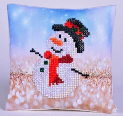 Diamond Dotz SNOWMAN TOP HAT PILLOW - DDOTZ